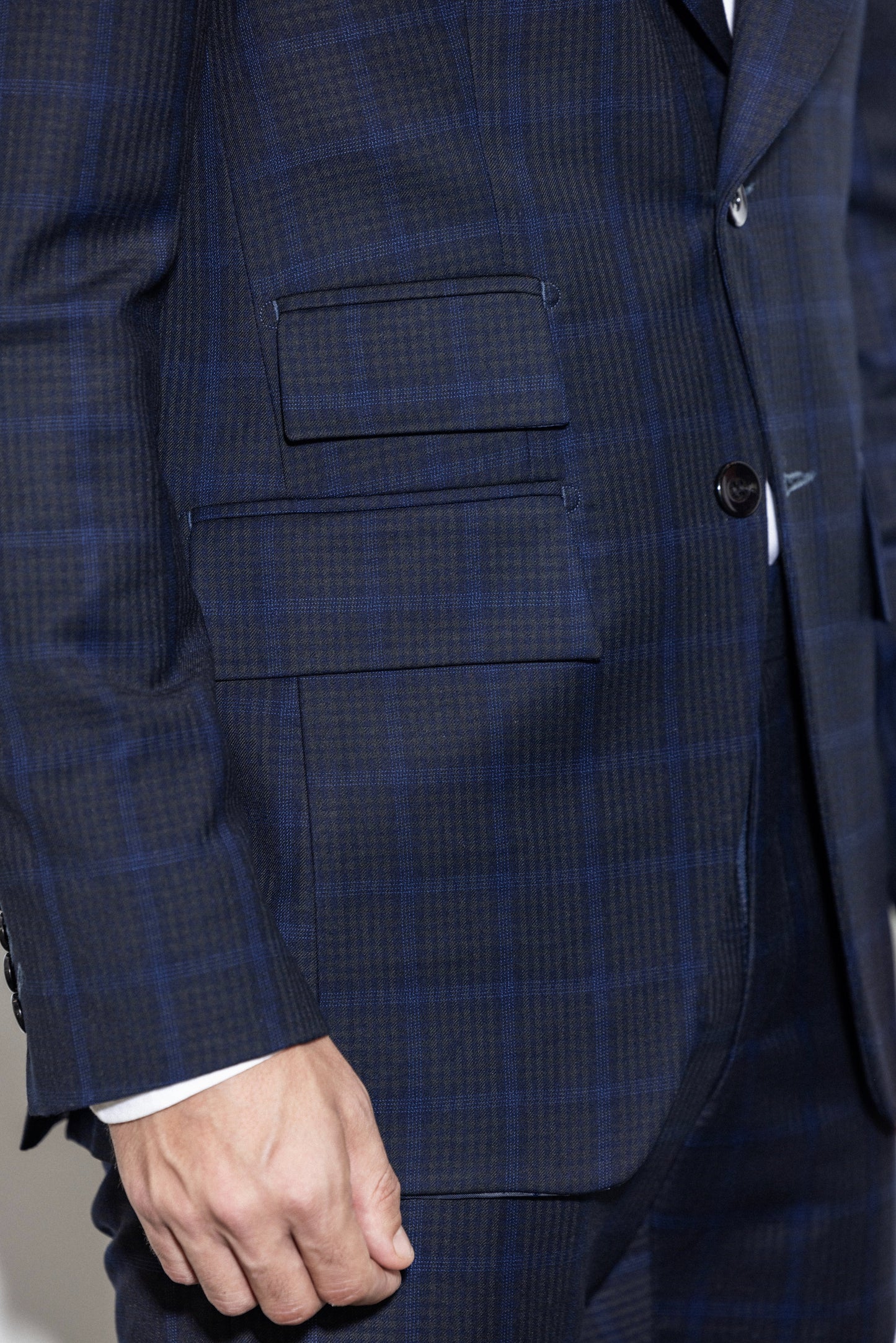 Single breasted Navy Blue Hidden checked suit